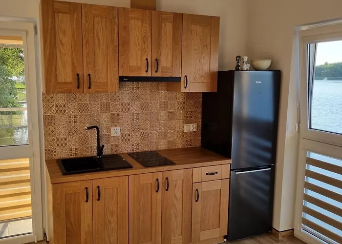 Osrodek Szkoleniowo-wypoczynkowy Bernardynka Na Wodzie Konin (Greater Poland)