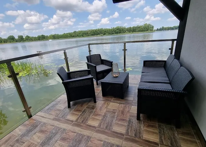 Resort Osrodek Szkoleniowo-wypoczynkowy Bernardynka Na Wodzie Konin (Greater Poland)