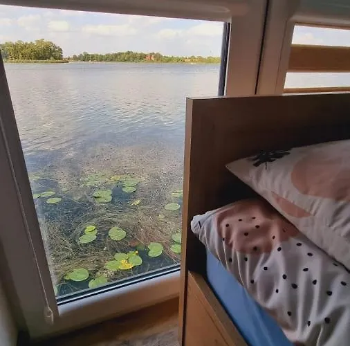 Osrodek Szkoleniowo-wypoczynkowy Bernardynka Na Wodzie *